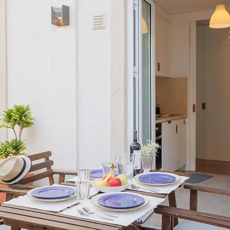 Lisbon Sunny Terrace Lapa Santos Appartement Buitenkant foto