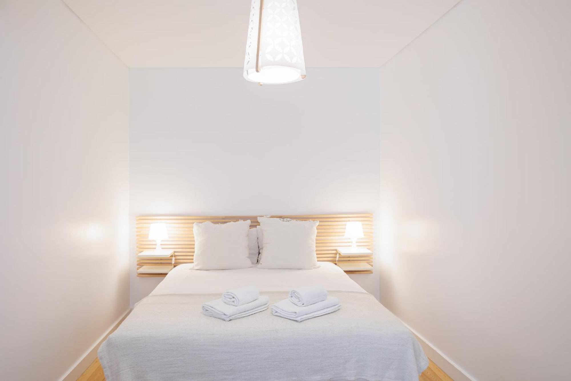 Sunny Terrace Lapa Santos Appartement Lissabon